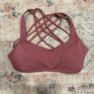 COPY - LuluLemon Free to Be Sports Bra